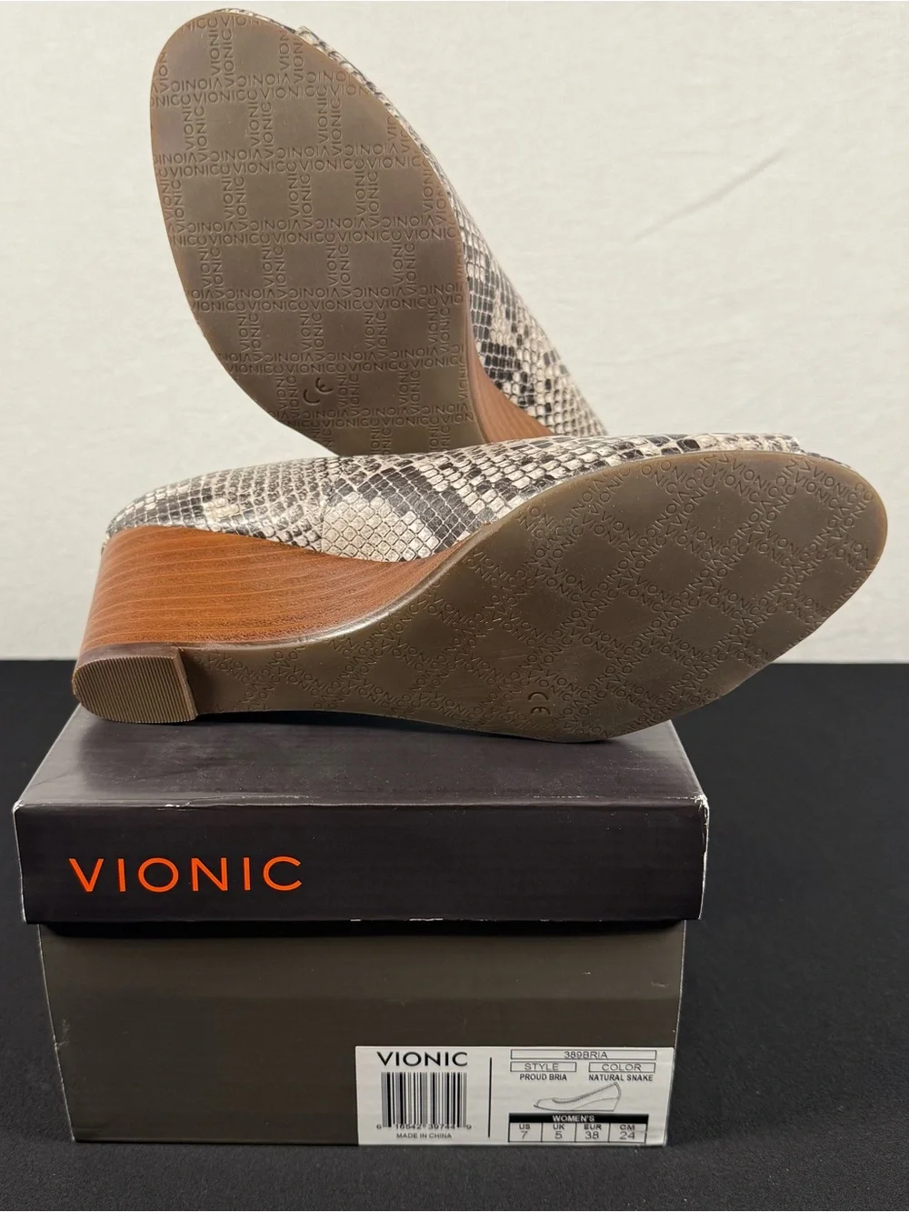 Vionic - Bria Natural Snake Peep Toe Wedge Stacked Heel NIB Size 7 MSRP $130